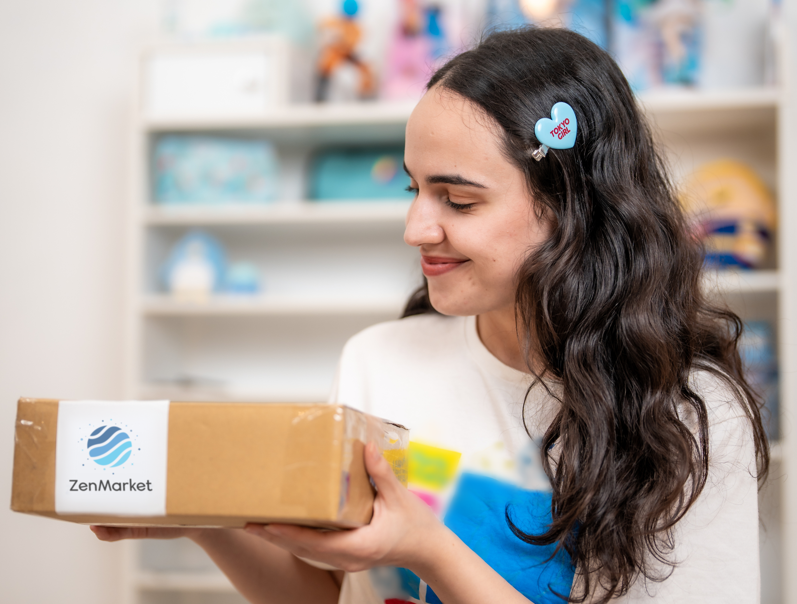 girl with zm package